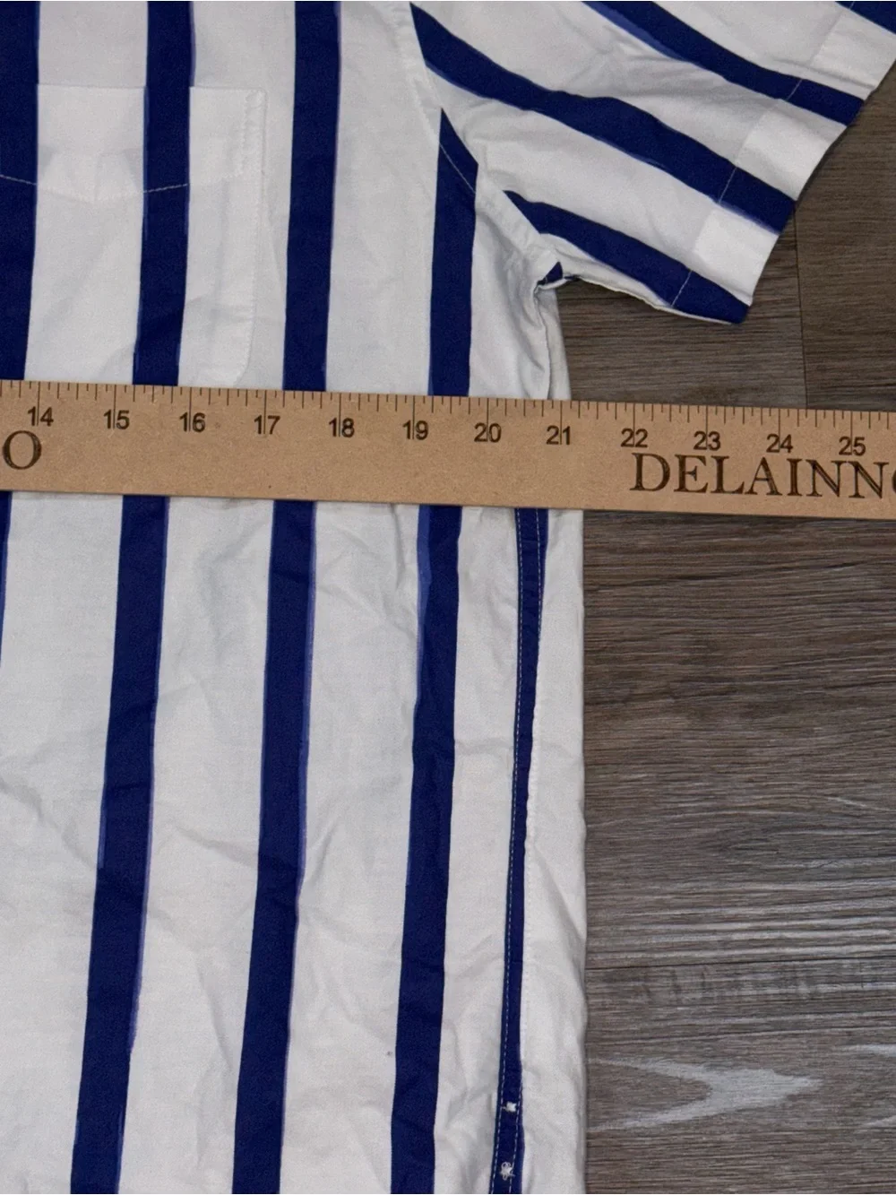 J. Crew Shirt Mens M Short Sleeve Button-Up Broken-In Oxford Striped Blue White
